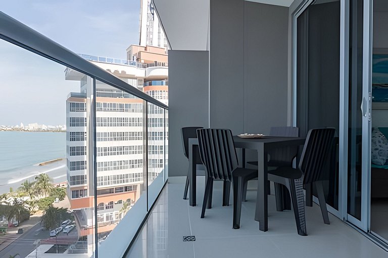 Morros City-Espectacular Apto Vista al Mar Piso 8