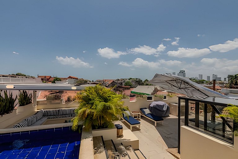 Casa de 5 Hab en la Ciudad Amurallada con Piscina