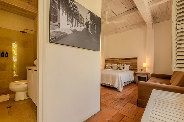 Casa de 5 Hab en la Ciudad Amurallada con Piscina