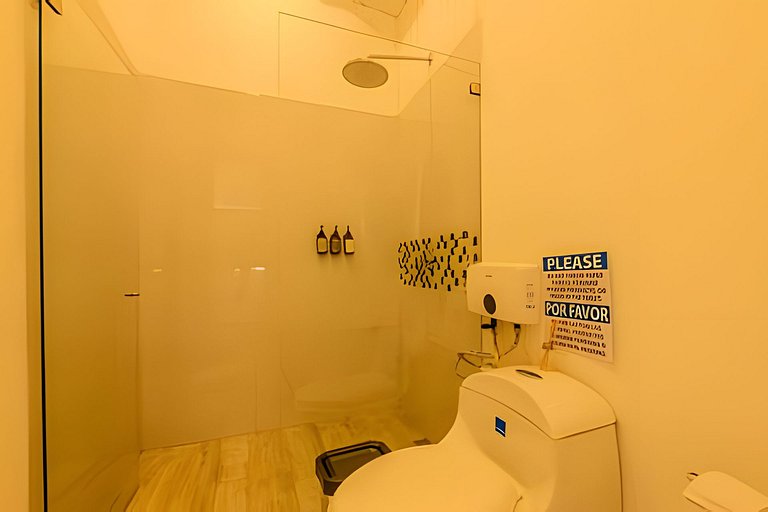 Casa de 5 Hab en la Ciudad Amurallada con Piscina