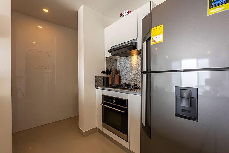 1004 Morros City - Spectacular 1 Bedroom Condo