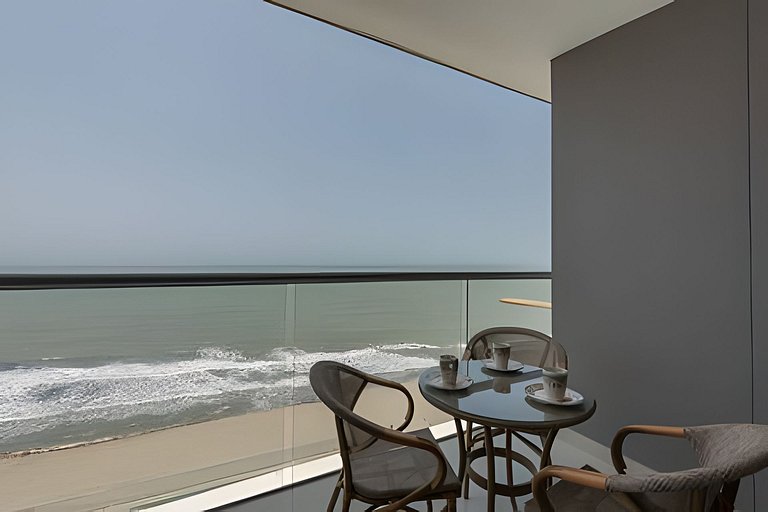 1004 Morros City - Spectacular 1 Bedroom Condo