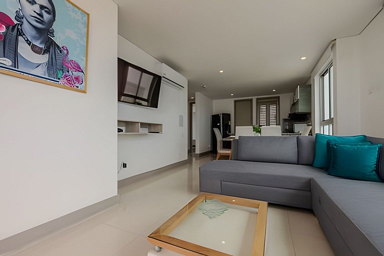 ¡Espectacular Apto Con Vista al Mar Piso 28!