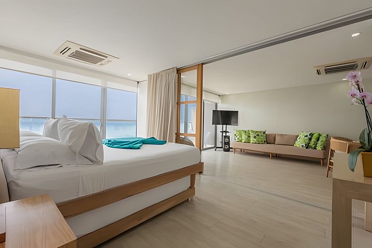 Lujoso Apto de 2 habitaciones en piso 15