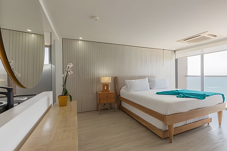 Lujoso Apto de 2 habitaciones en piso 15