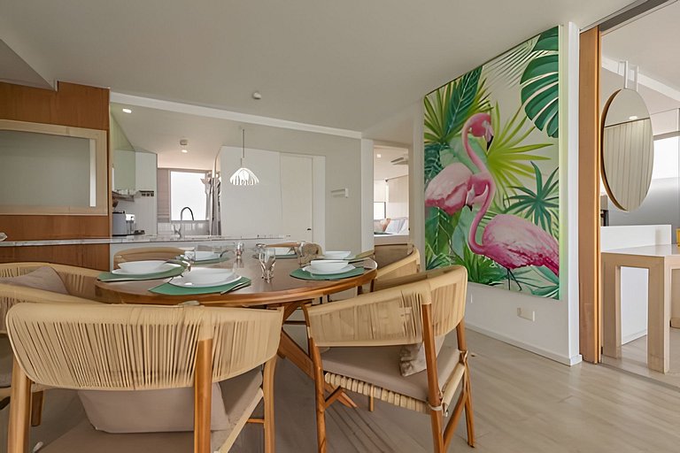 Lujoso Apto de 2 habitaciones en piso 15