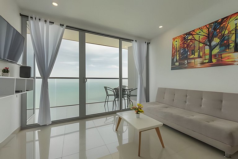 Lujoso Apto de 2 Habitaciones Piso 32- Morros City