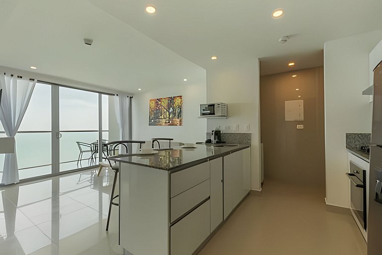 Lujoso Apto de 2 Habitaciones Piso 32- Morros City