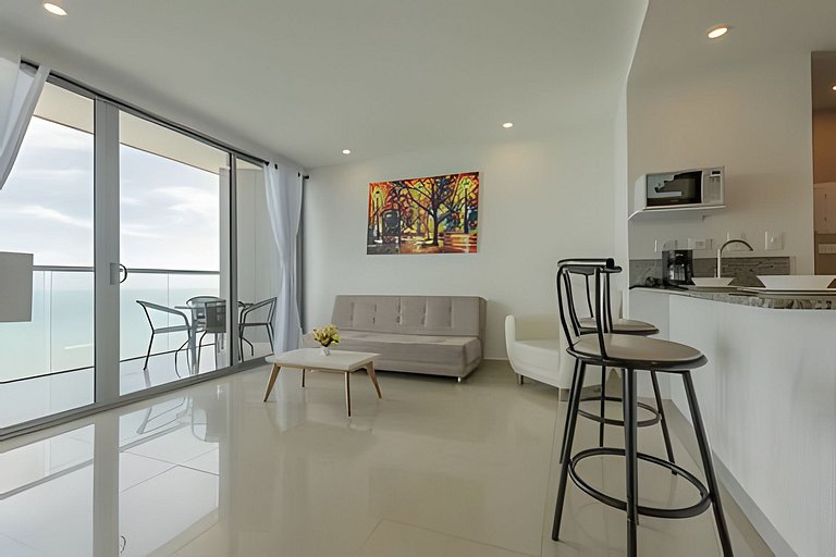 Lujoso Apto de 2 Habitaciones Piso 32- Morros City