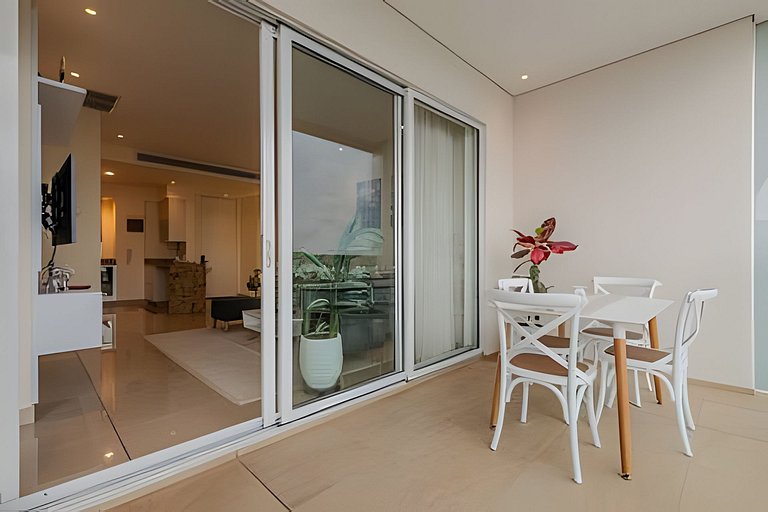 Lujoso apto de 1  hab en piso 15  Edificio H2