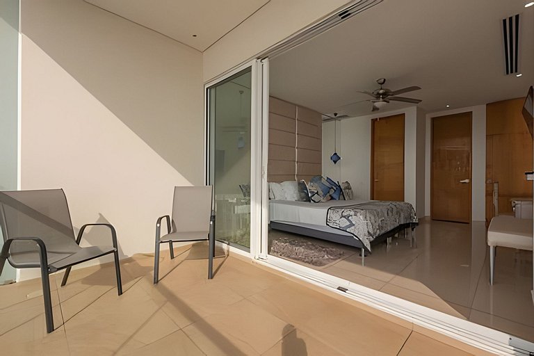 Lujoso Apto con Vista al Mar - H2 Hyatt 1806