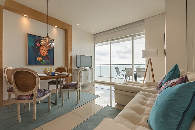 Lujoso Apto con Vista al Mar - H2 Hyatt 1806