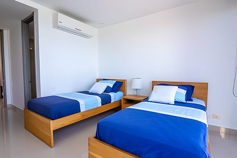 Hermoso Apto Frente al Mar - Morros City piso 9