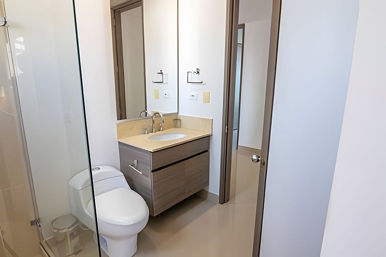 Hermoso Apto Frente al Mar - Morros City piso 9