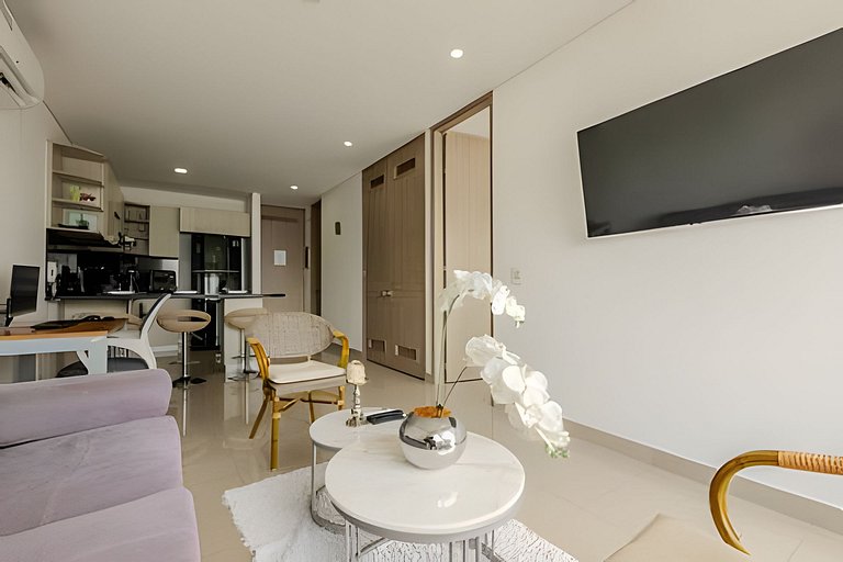 16th Floor Infinitum 1 Bedroom Apt