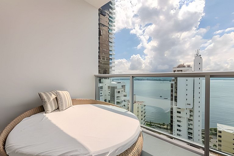 16th Floor Infinitum 1 Bedroom Apt