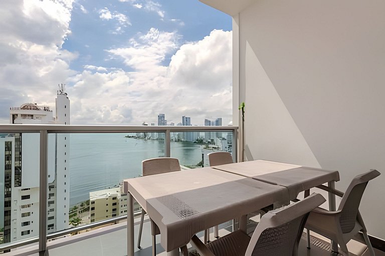 16th Floor Infinitum 1 Bedroom Apt