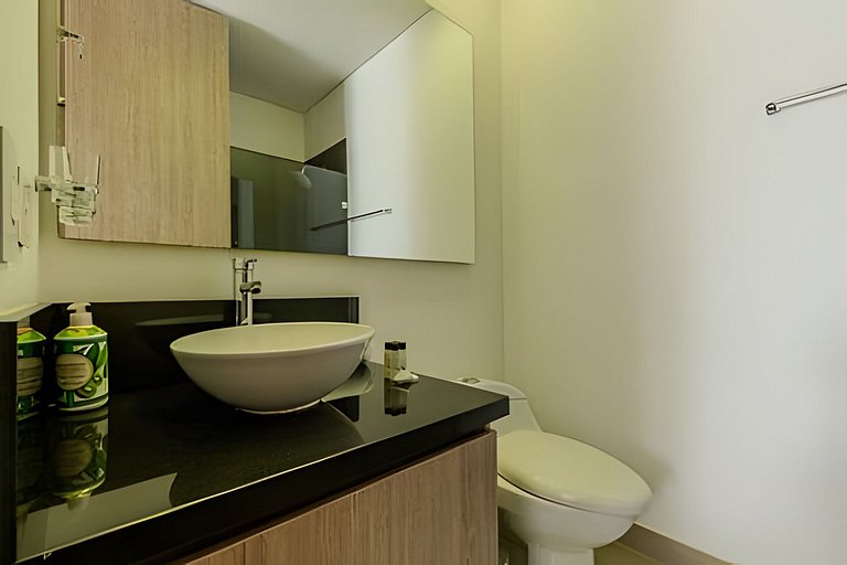 16th Floor Infinitum 1 Bedroom Apt