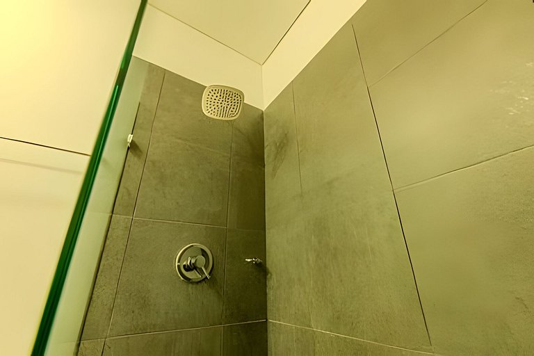 16th Floor Infinitum 1 Bedroom Apt