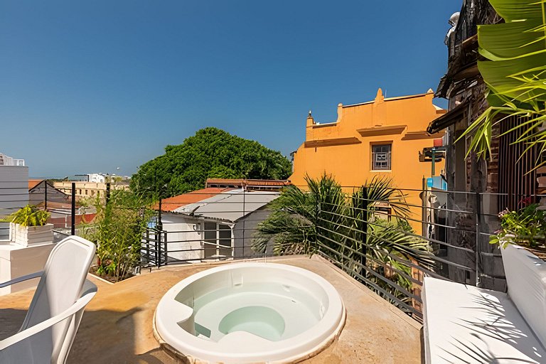 Casa de 3 Hab en la Ciudad Amurallada con Piscina