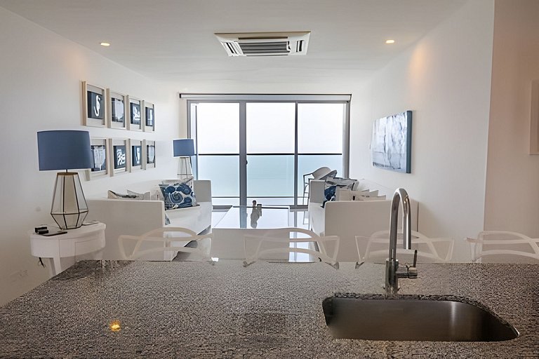 Espectacular Apto de 2 Hab Piso 24 - Morros City