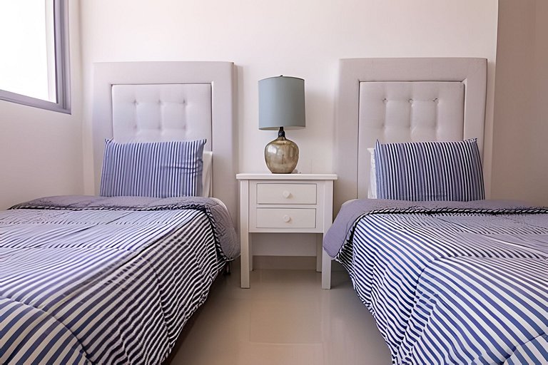 Espectacular Apto de 2 Hab Piso 24 - Morros City