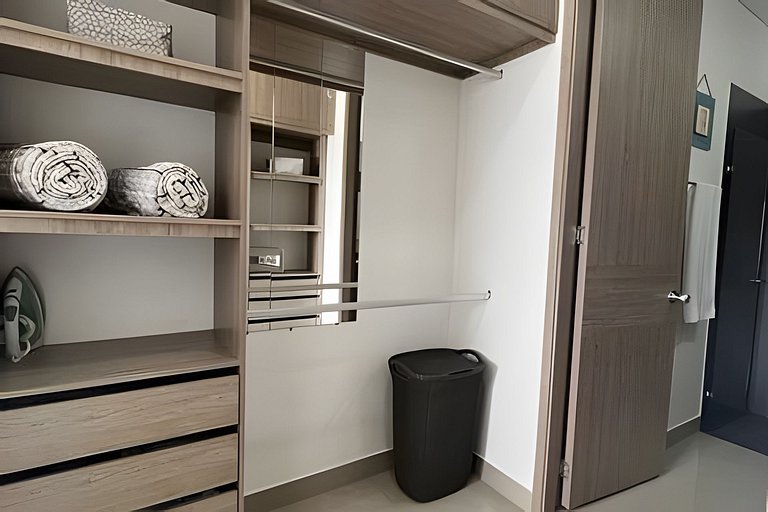 Hermoso Apto de 1 hab con Vista al Mar - Piso 16!