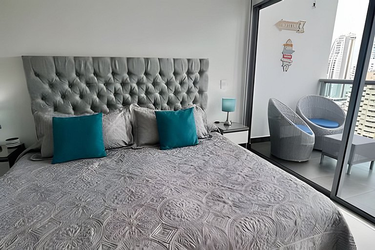 Hermoso Apto de 1 hab con Vista al Mar - Piso 16!