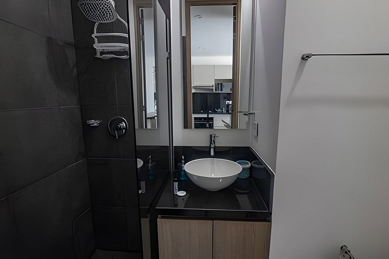 Hermoso Apto de 1 hab con Vista al Mar - Piso 16!