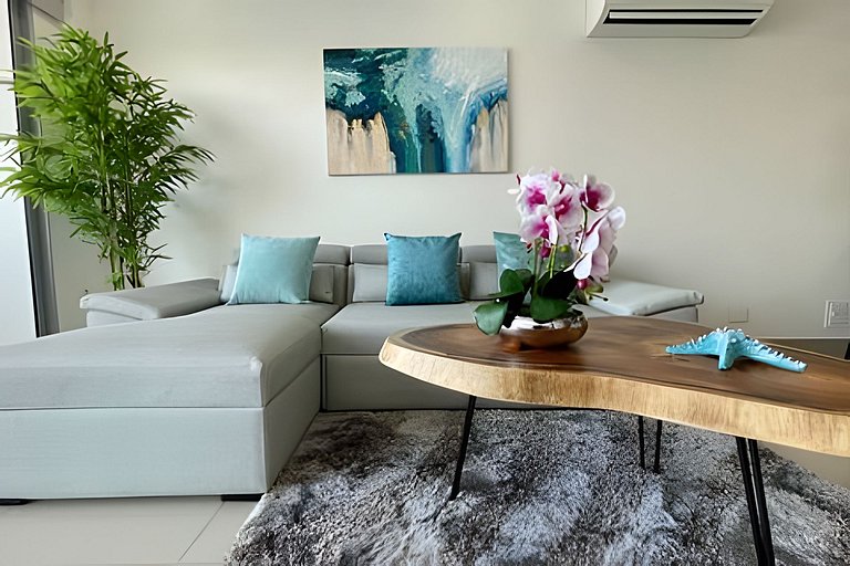 Infinitum  Spectacular 23rd floor 1 BR Condo