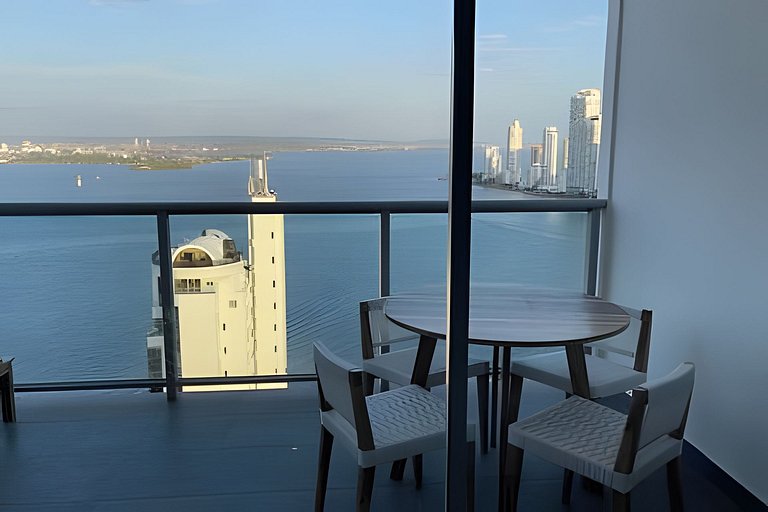 Infinitum  Spectacular 23rd floor 1 BR Condo