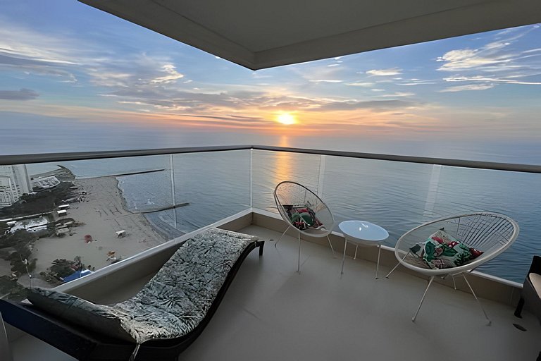 29th Floor Spectacular Apt in Palmetto Beach