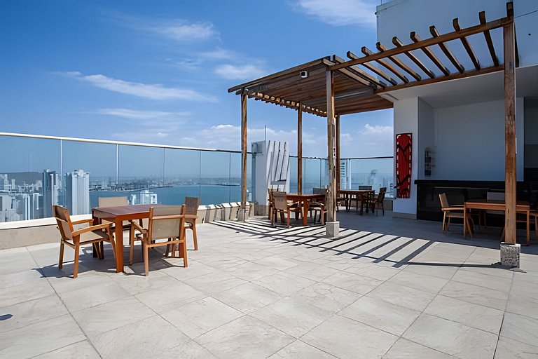 29th Floor Spectacular Apt in Palmetto Beach