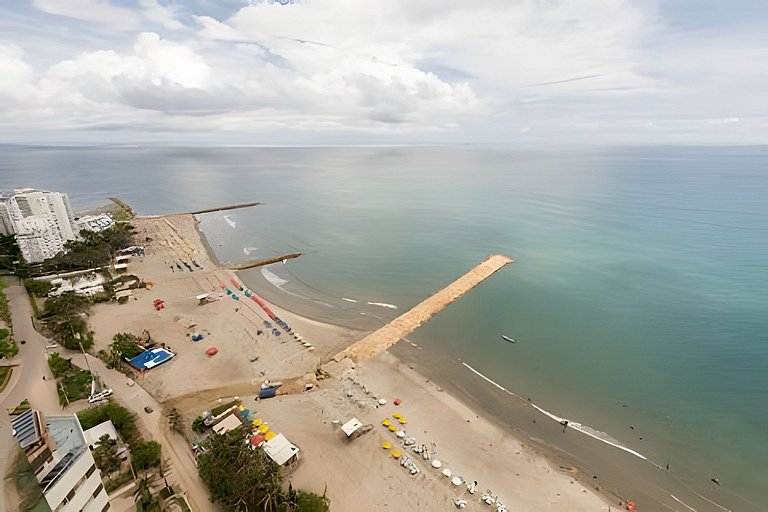 Espectacular apt en el piso 29 en Palmetto Beach