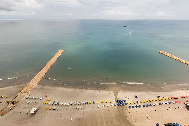 Espectacular apt en el piso 29 en Palmetto Beach