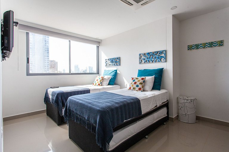 Lujoso Apto de 2 Hab en Piso 14 Morros City