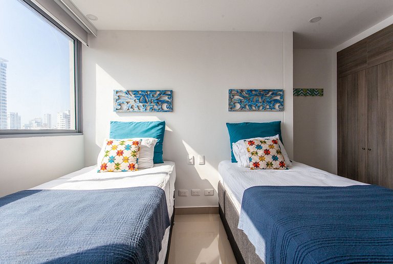 Lujoso Apto de 2 Hab en Piso 14 Morros City