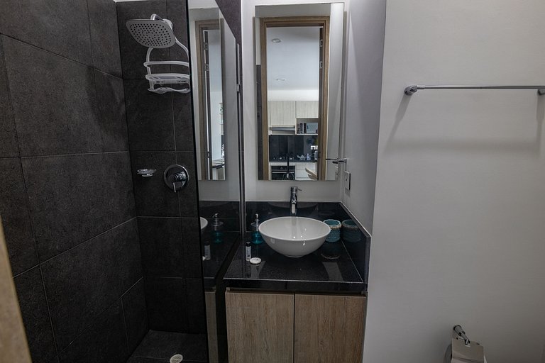 Hermoso Apto de 1 hab con Vista al Mar - Piso 16!