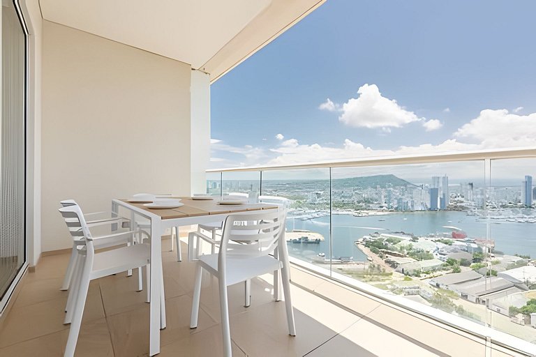 ¡Espectacular Vista a la bahía! Piso 26 H2 Hyatt