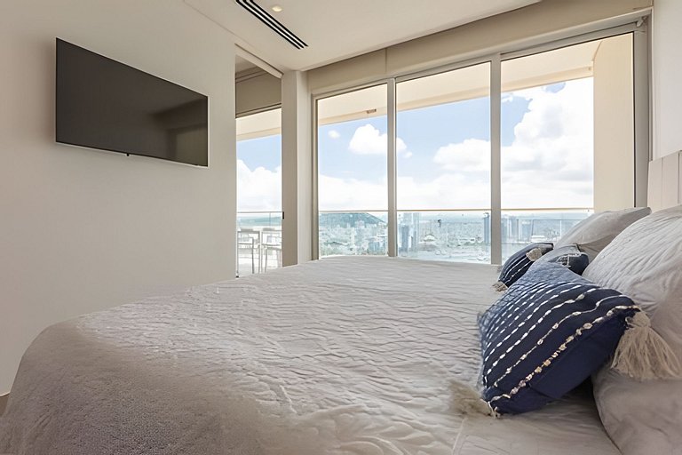 ¡Espectacular Vista a la bahía! Piso 26 H2 Hyatt