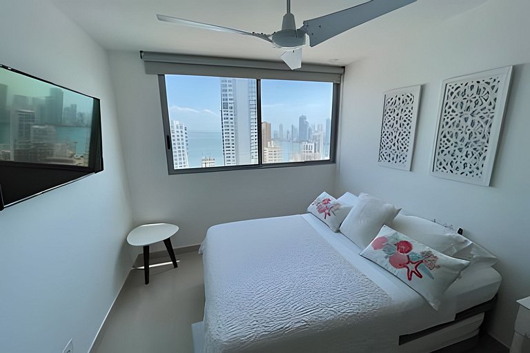 Lujoso Apto de 2 Hab en piso 20 - Morros City