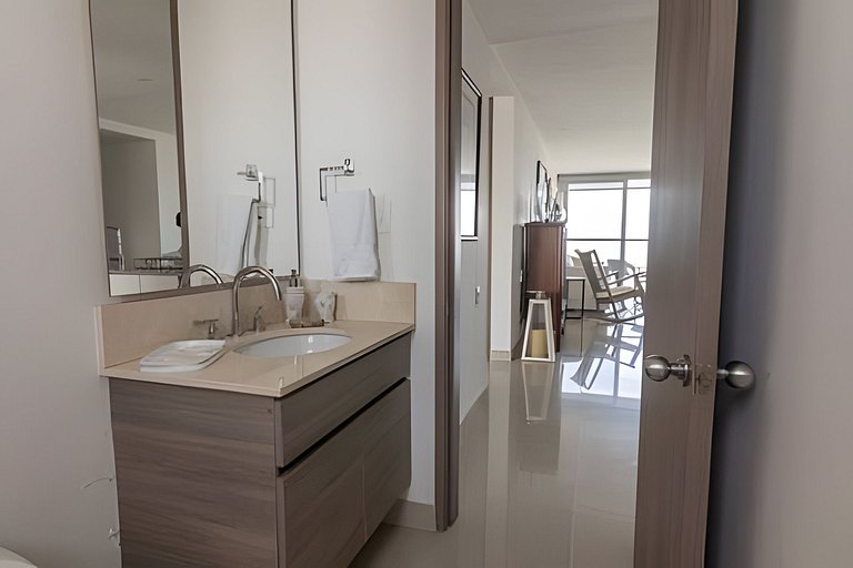 Lujoso Apto de 2 Hab en piso 20 - Morros City