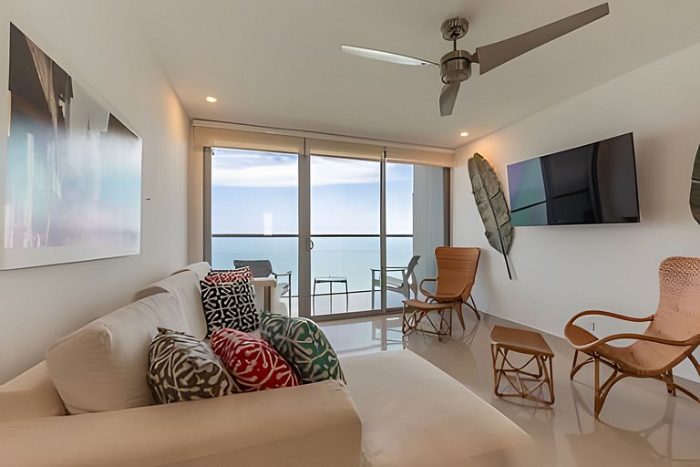 Lujoso Apto de 2 habitaciones en piso 30