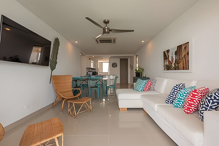 Lujoso Apto de 2 habitaciones en piso 30