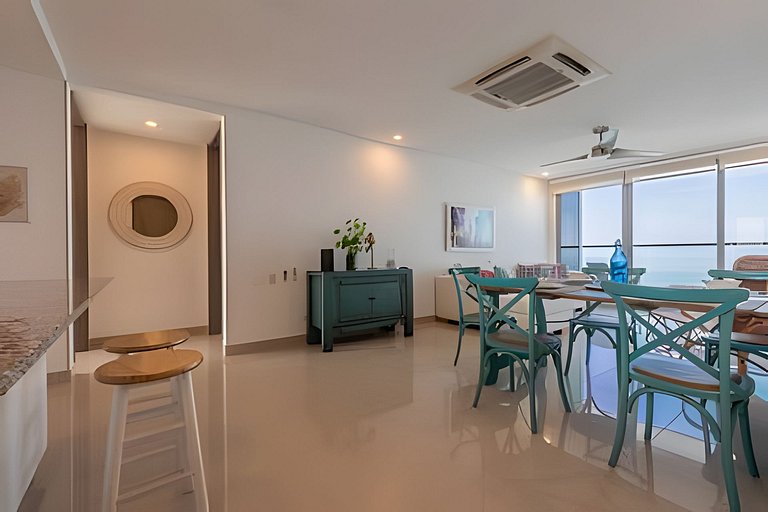 Lujoso Apto de 2 habitaciones en piso 30