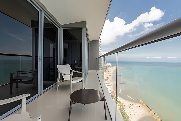 Lujoso Apto de 2 habitaciones en piso 30