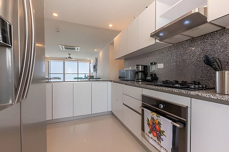 Lujoso Apto de 2 habitaciones en piso 30