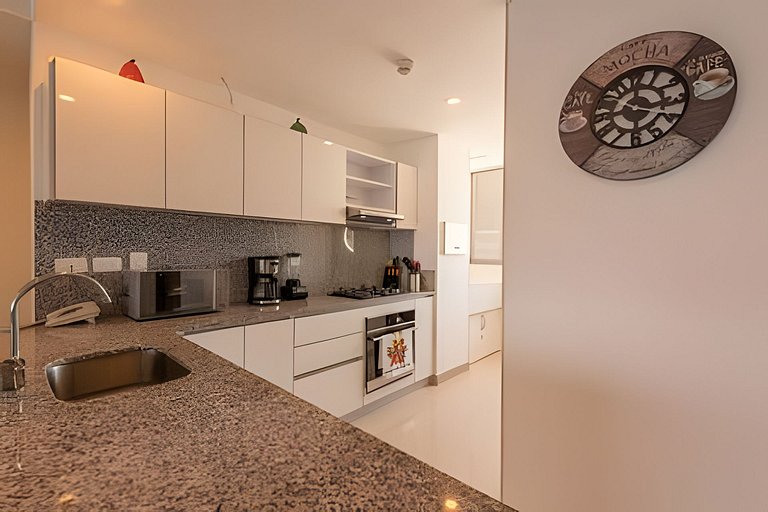 Lujoso Apto de 2 habitaciones en piso 30