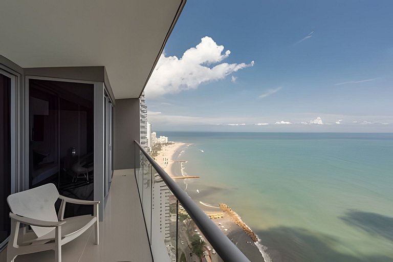 Lujoso Apto de 2 habitaciones en piso 30