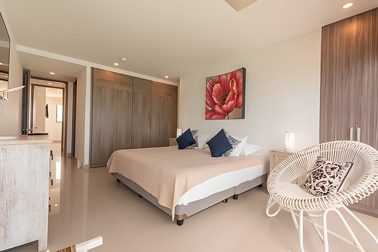 Lujoso Apto de 2 habitaciones en piso 30